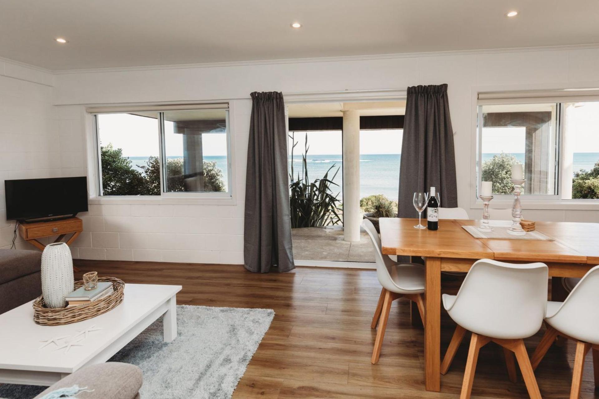 Wow On Wanaka Bay Apartment นิวพลีมัธ ภายนอก รูปภาพ