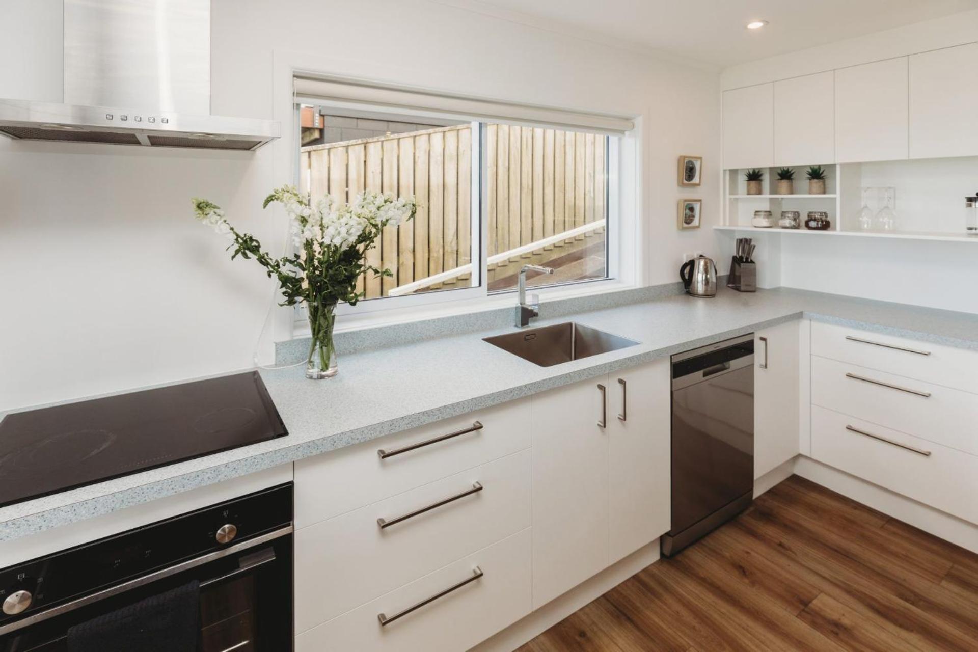 Wow On Wanaka Bay Apartment นิวพลีมัธ ภายนอก รูปภาพ