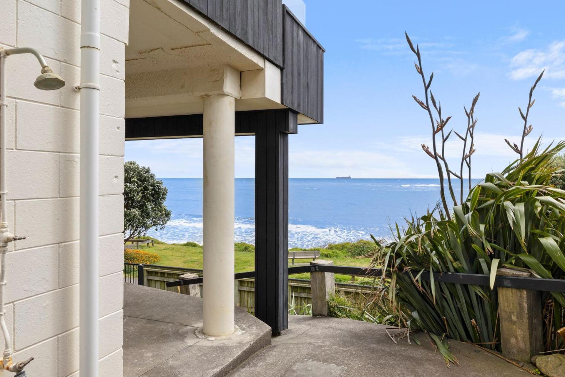 Wow On Wanaka Bay Apartment นิวพลีมัธ ภายนอก รูปภาพ